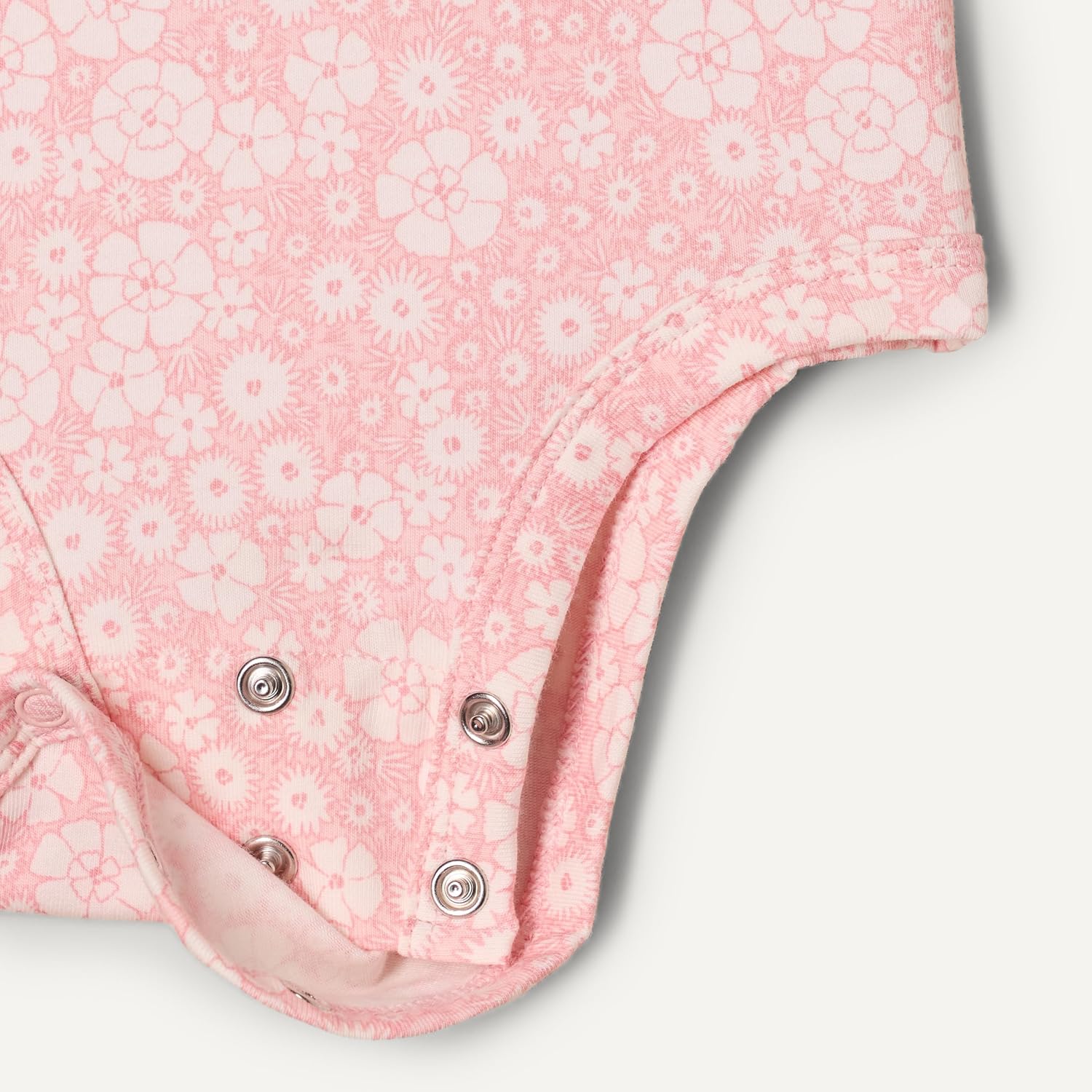 Detalle de Amazon Essentials x Sofia Grainge Langärmliger Baby-Body mit Rundhalsausschnitt, 3er Pack