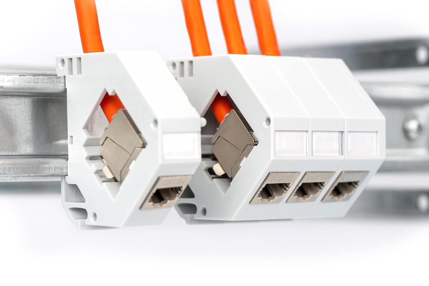 Detalle de DIGITUS Cat 7, kabel instalacyjny LAN 50 m S/FTP, LSZH, PoE+, 10 Gbit/s