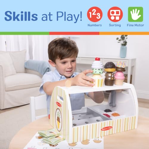 Thumbnail 4 de Melissa & Doug Wooden Scoop & Serve Ice Cream Counter: A Classic Pretend Play Store