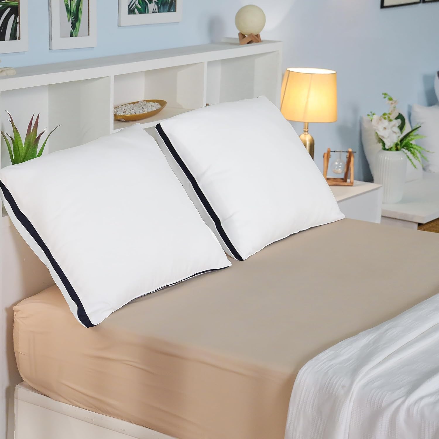 Thumbnail 1 de Utopia Bedding Cuscini Letto (Set di 2) 40x70 cm – Morbidi cuscini con fibra 3D, tessuto spazzolato blu navy