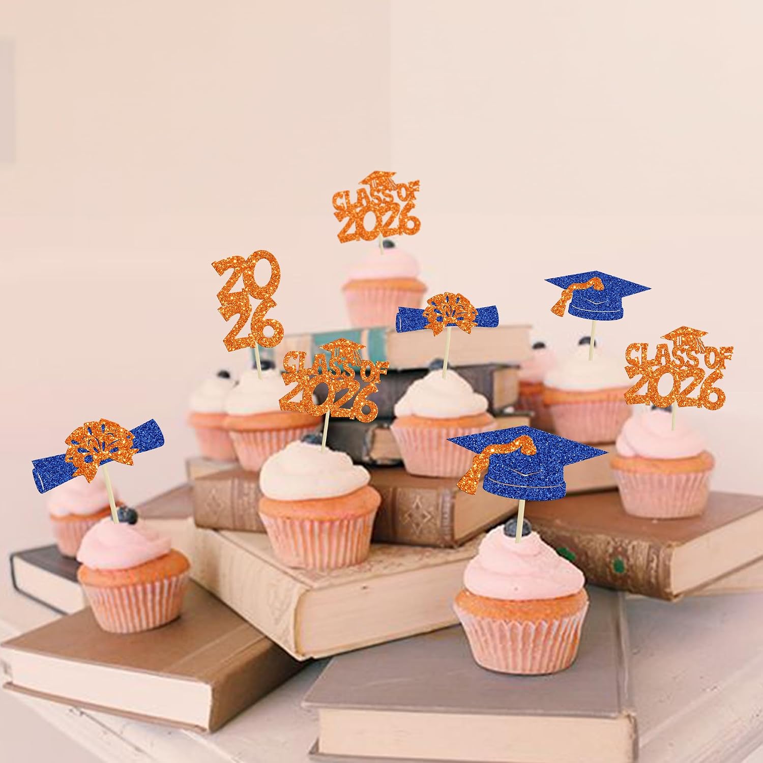 Detalle 2 de Ephlyn Graduation Cupcake Toppers, 36-Piece Set
