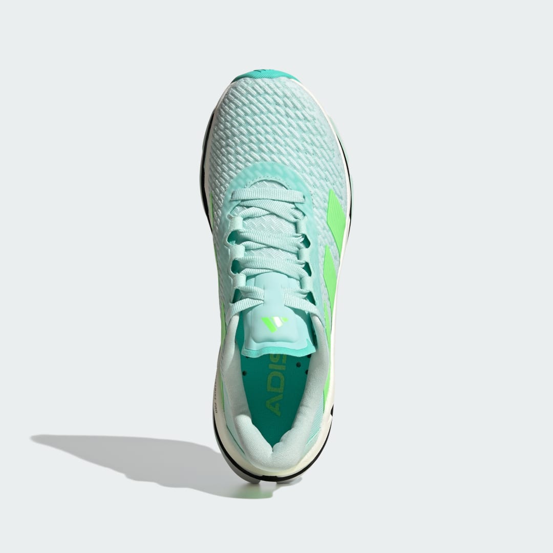Detalle de Adistar Byd de Adidas: zapatilla turquesa para quemar kilómetros con comodidad