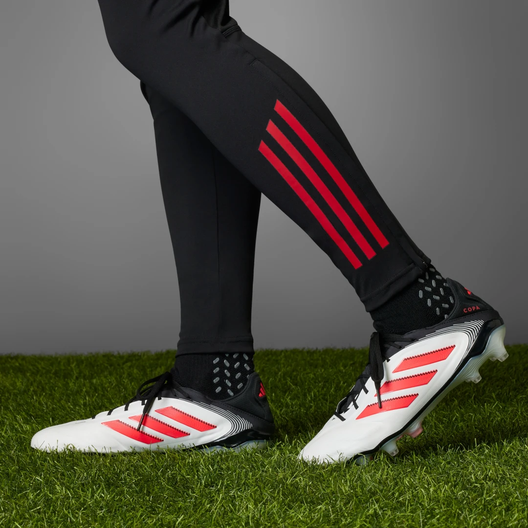 Thumbnail 1 de Adidas Copa Pure 3 Elite para césped natural seco: una opción práctica y centrada en control