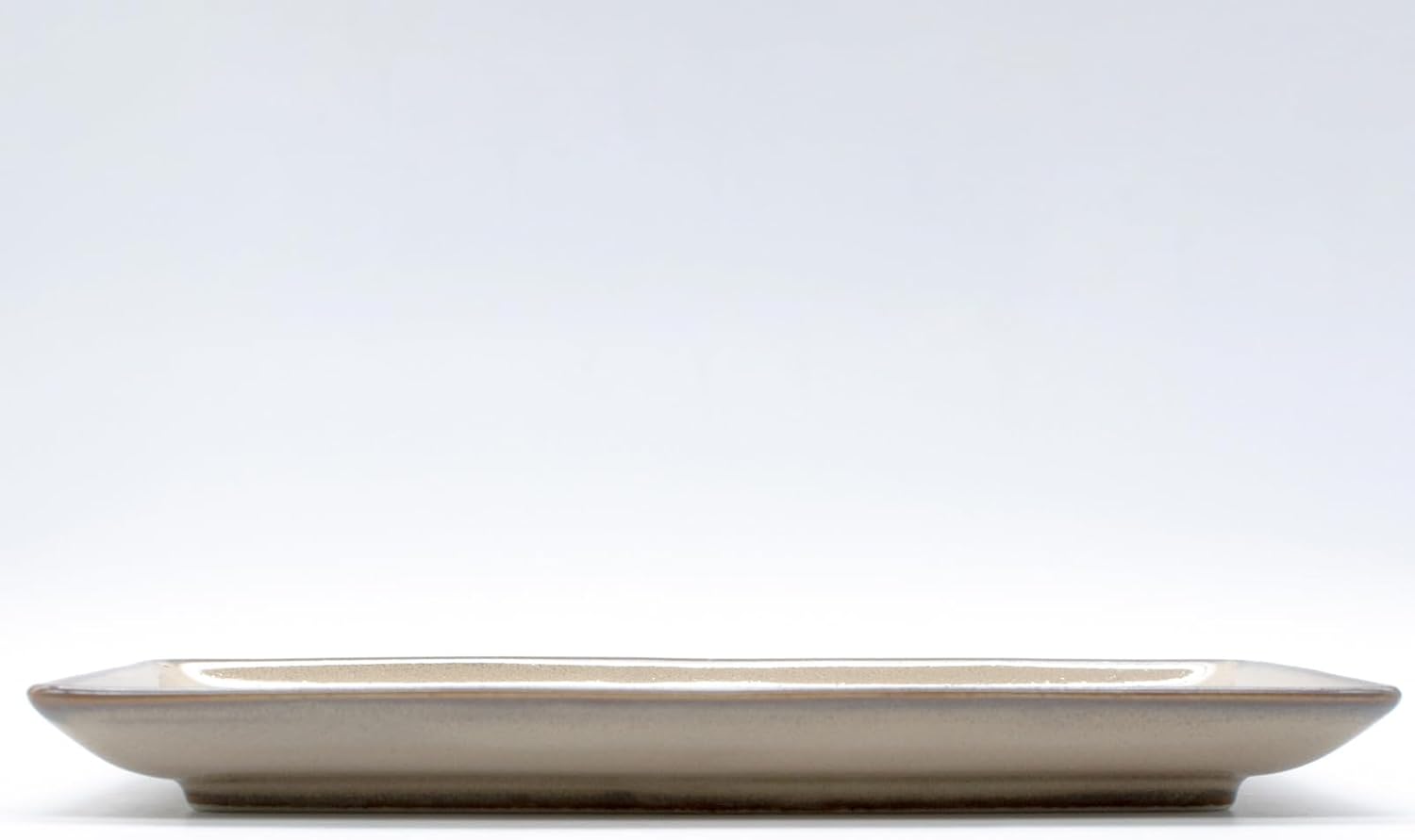 Detalle 2 de Aito Seisakusho long square plate, Mino Ware