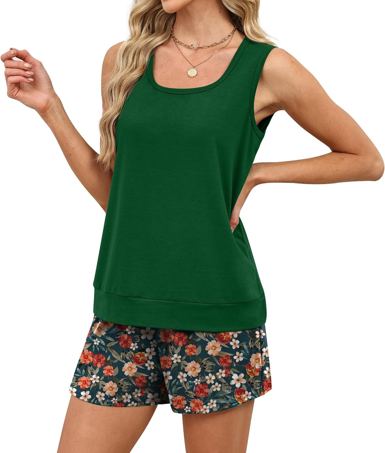 Detalle de WIHOLL Two-Piece Women’s Summer Lounge Short Set (Tank & Shorts with Pockets)