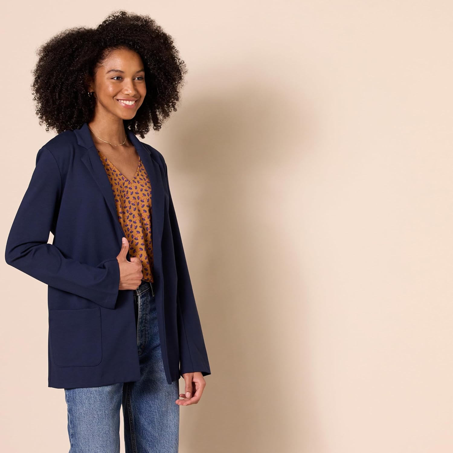 Thumbnail 2 de Amazon Essentials Relaxed Ponte Blazer for Women