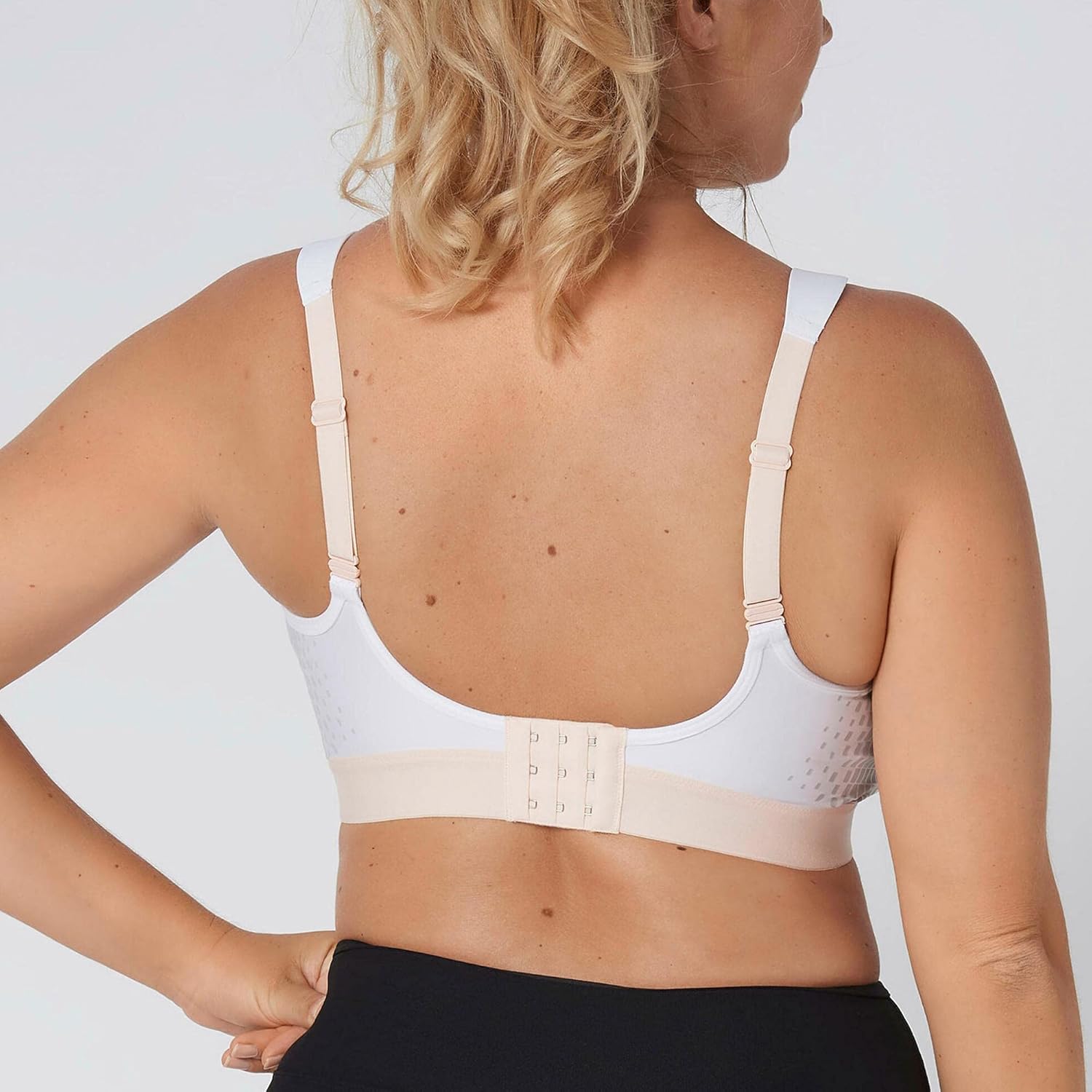 Thumbnail 5 de Triaction Hybrid Lite P – Sport BH von BH (bügelloser, Spacer Cup, LYCRA)