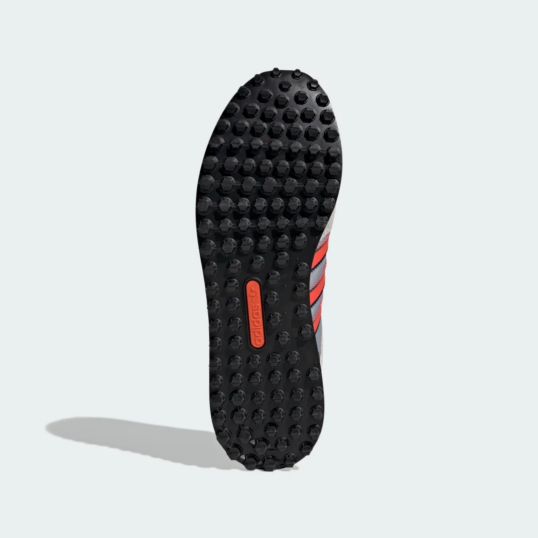 Detalle de Adidas LA TRAINER OG Plateadas: guía de compra de las zapatillas para uso diario