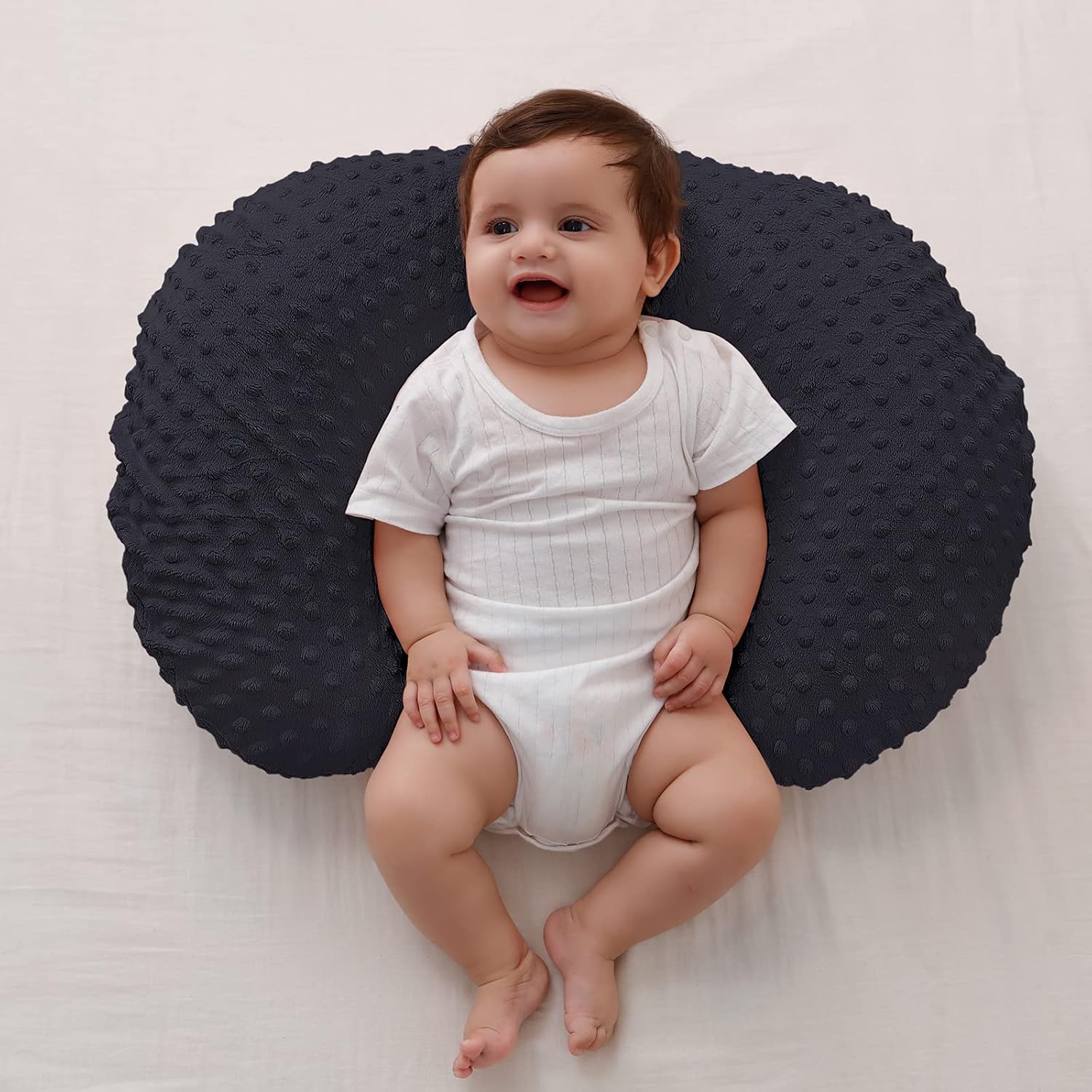 Detalle de QUENESS BABY CNP001 Nursing Pillow with Removable, Machine-Washable Cover