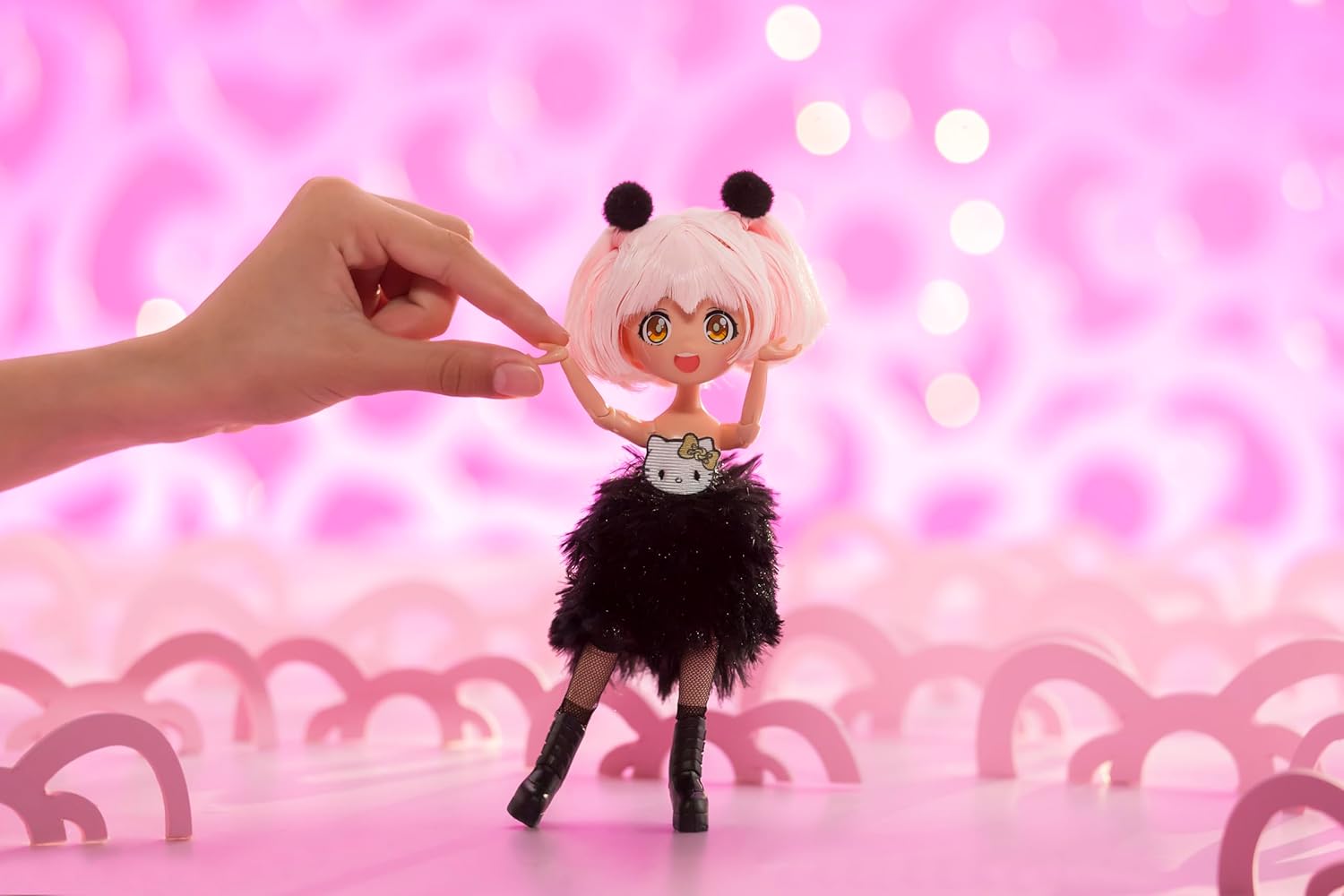 Thumbnail 4 de Hello Kitty Manga Doll Golden Diva (HKTF0200) – 19.5cm Japanese fashion figure with accessories