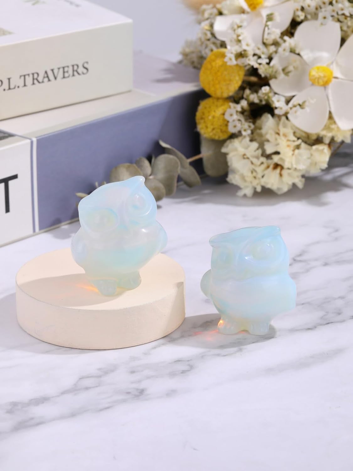 Detalle de JSDDE Opalite Crystal Owl Figurine – Hand Carved Gemstone Desk Ornament