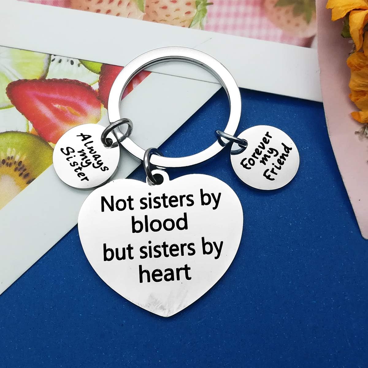 Detalle de Huwujiu Best Friend Keyring: Not Sister by Blood but Sister by Heart