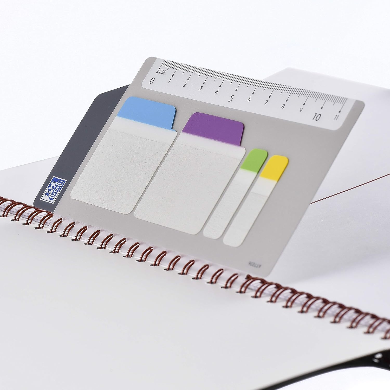 Detalle 1 de Agenda Oxford Teacher scolaire Semainier spiralé 21x29,7cm Gris (Année 26-27)