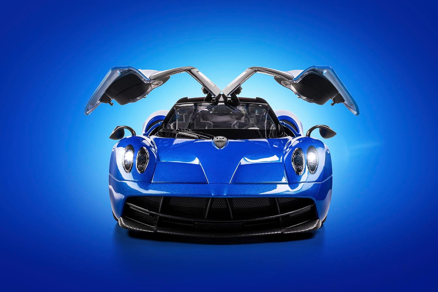 Detalle de Carson 500404306 Pagani Huaira – samochód RC 1:14, 2,4 GHz, LED, niebieski