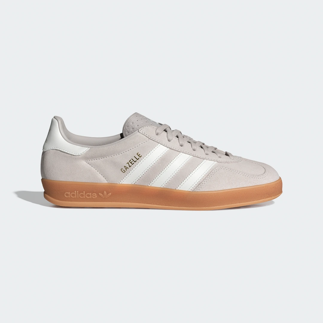 Detalle de Zapatilla Gazelle Indoor de Adidas: estilo clásico para interiores