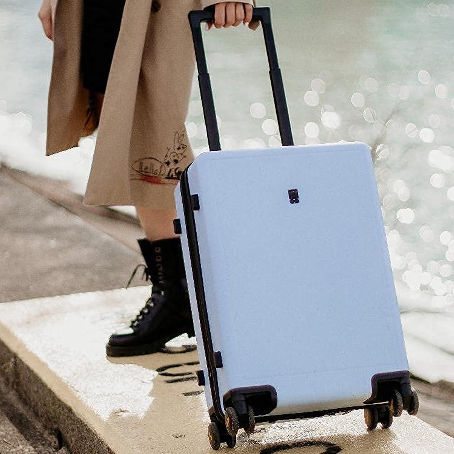 Detalle 2 de LEVEL8 Suitcase 66cm 65L carry-on with organisers