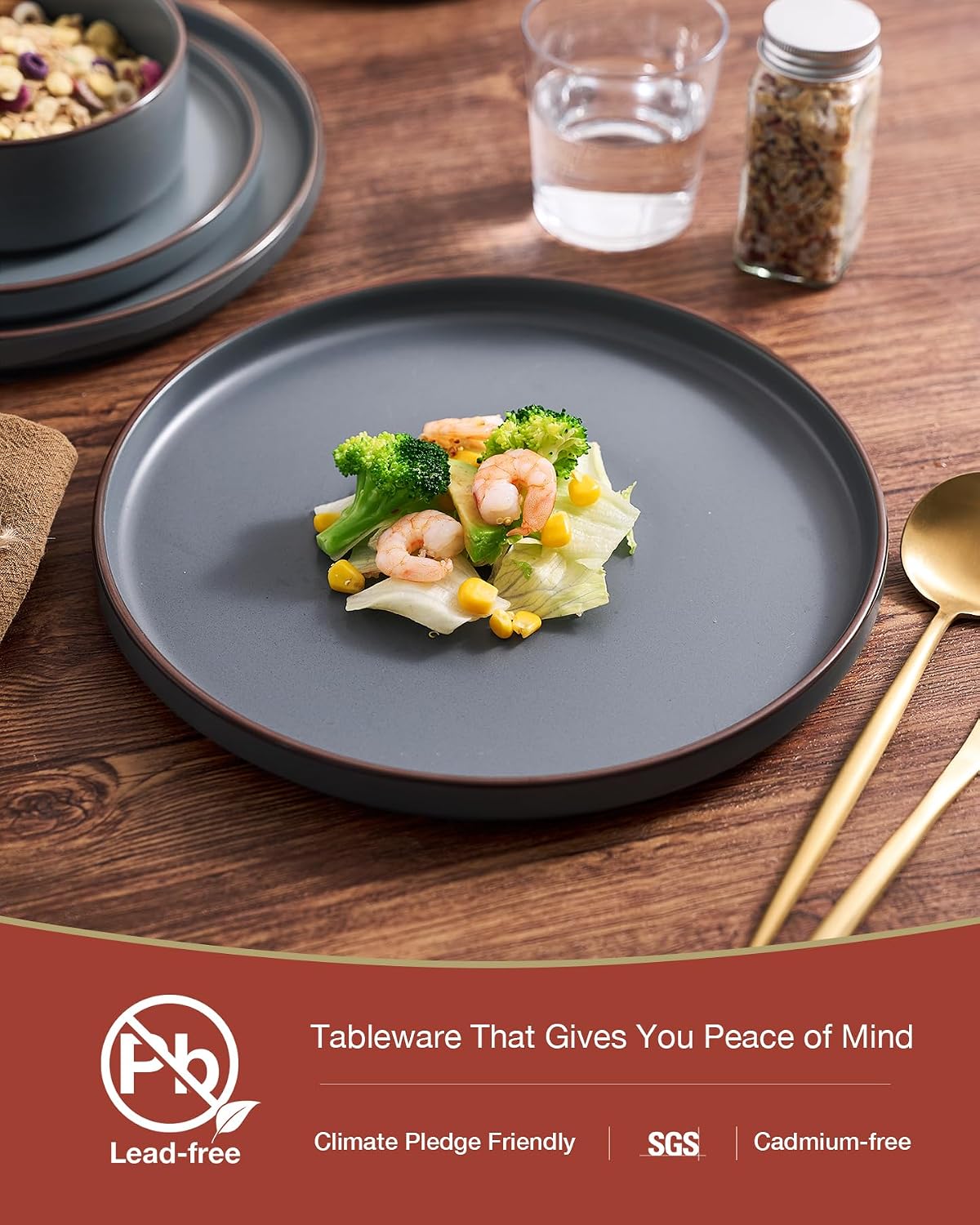 Detalle 1 de Famiware Nebula Ridge stoneware dinnerware 12-piece