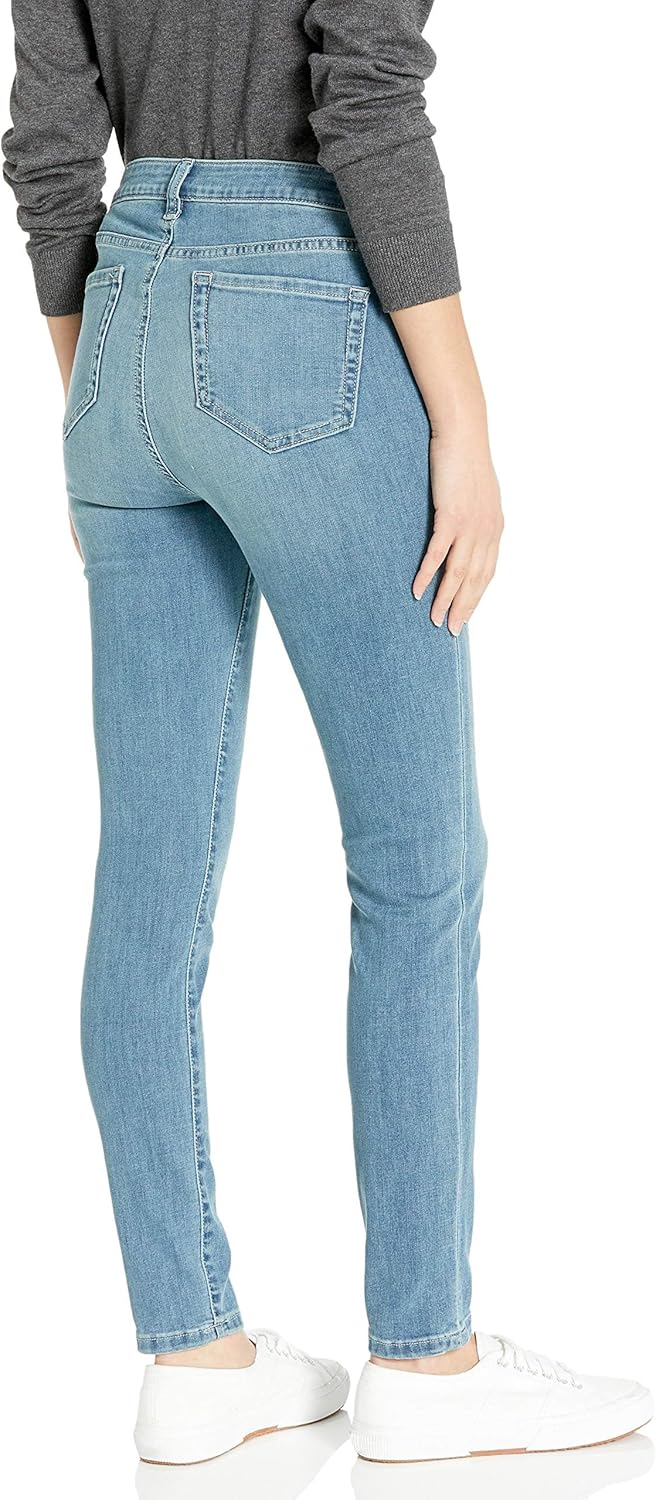 Detalle de Amazon Essentials Women's Mid-Rise Stretchy Skinny Jeans