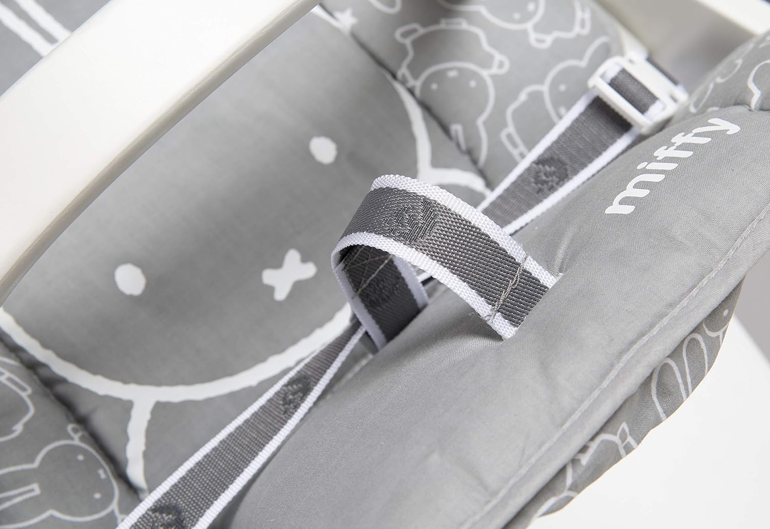 Detalle 2 de roba Miffy stoelverkleiner, 2-delig kussen voor Sit Up en Grow Up