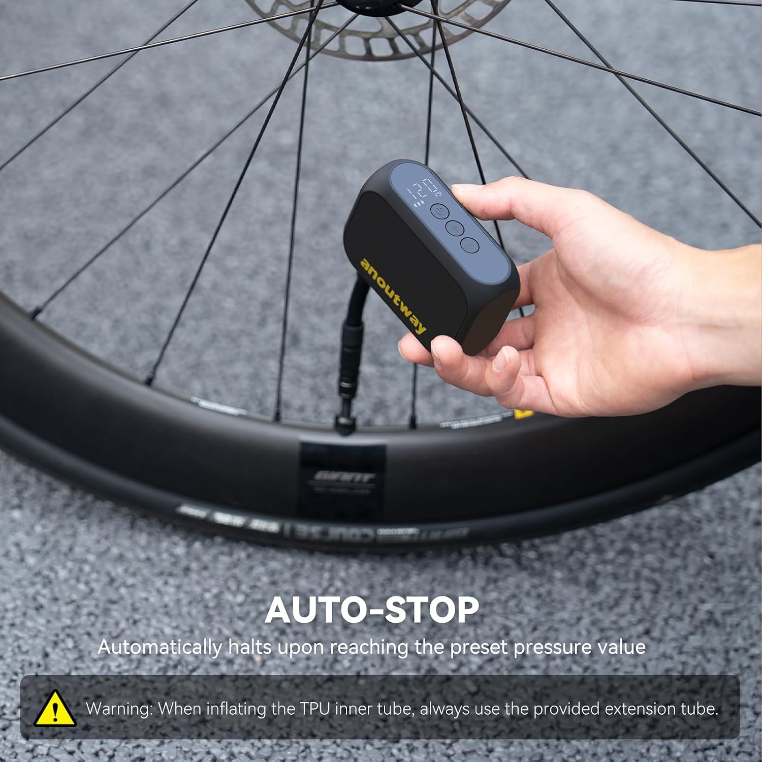 Detalle de Anoutway Tiny E-Pump: pompa per bicicletta portatile con spegnimento automatico e manometro LED