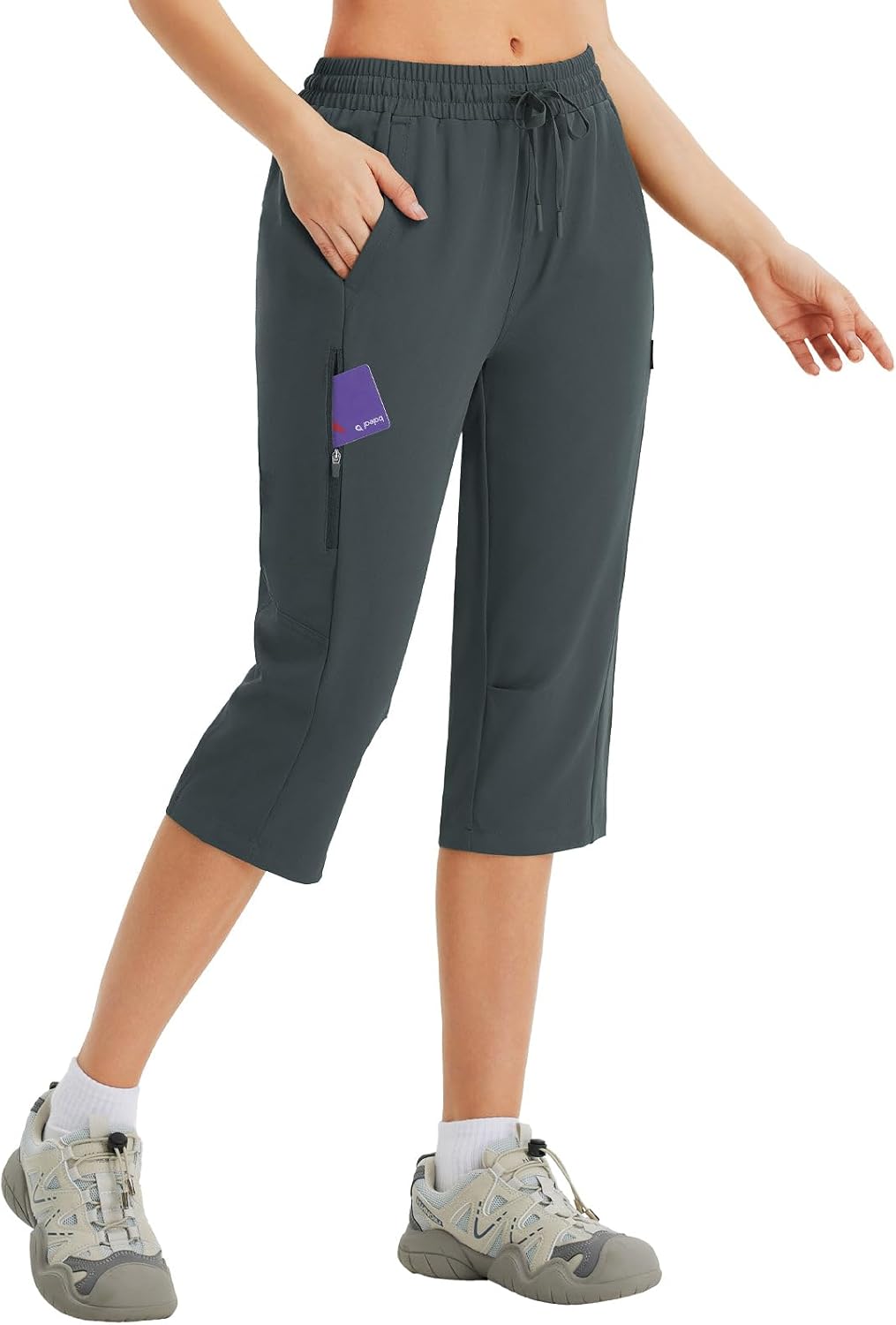 Detalle de Baleaf Women's 15/17-Inch Hiking Bermuda Shorts: Quick-Dry, Lightweight Travel Companions