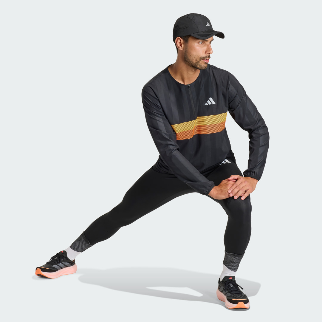 Detalle de Sudadera de running Adidas adi365 Seasonal de cuello redondo (negra)