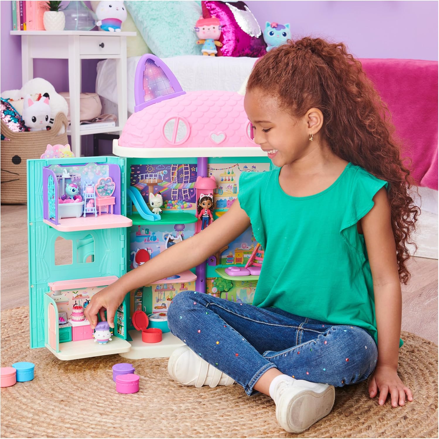 Detalle de Gabby’s Dollhouse: Bakey with Cakey Kitchen with Figure and Accessories