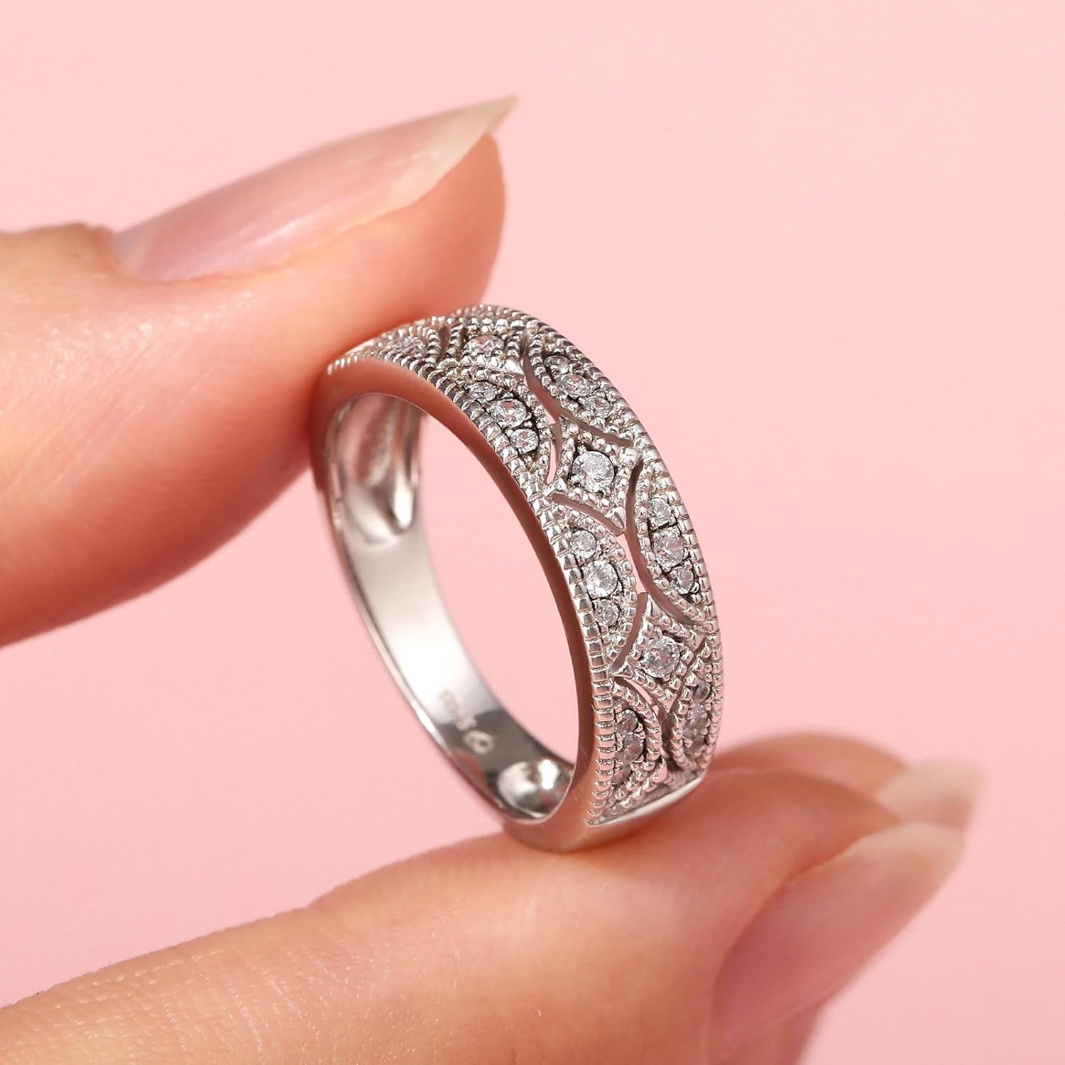 Detalle de Jeulia 925 Sterling Silver Milgrain Round Cut Ring