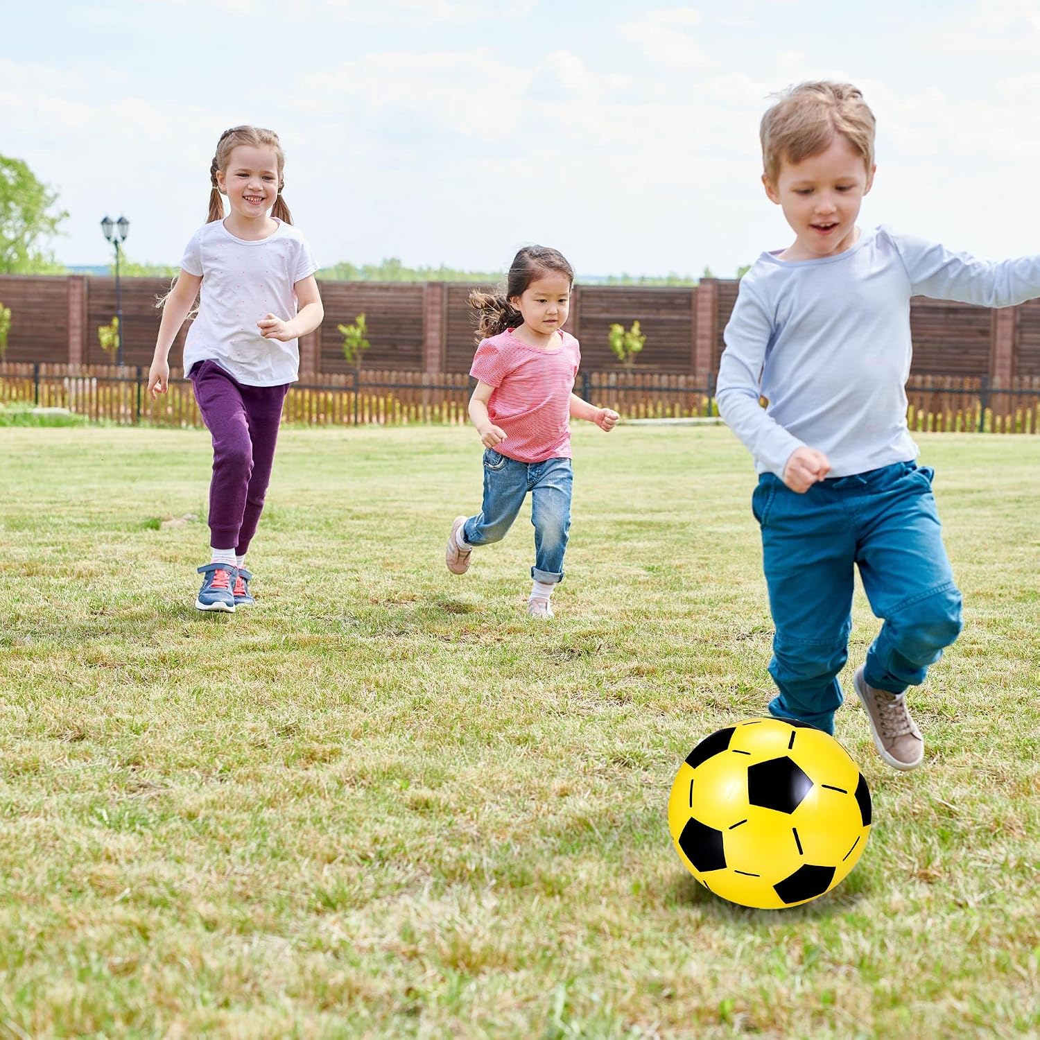 Detalle de Palloncini da calcio in plastica, 12 pezzi, 20 cm – per bambini dai 3 anni