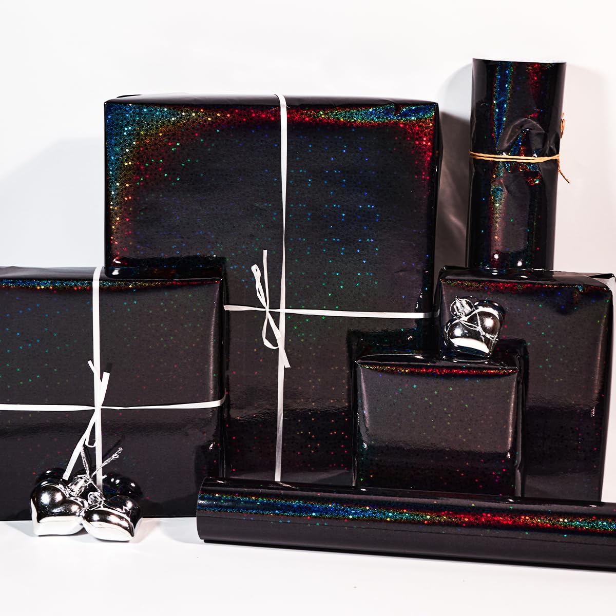Detalle 2 de Black Holographic Wrapping Paper Roll, 43cm x 10m – Black Metallic Gift Wrap with Shiny Stars