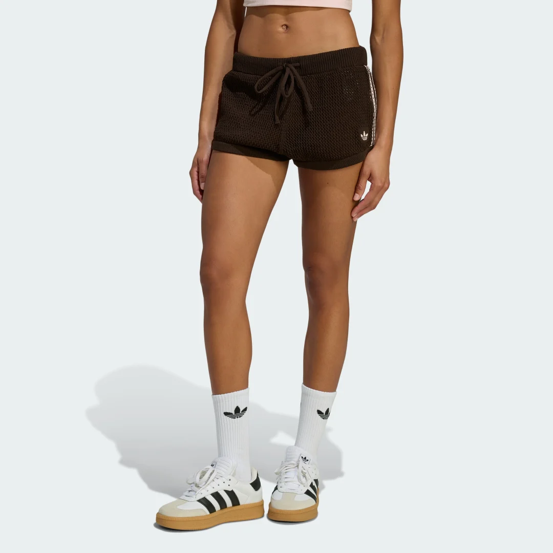 Detalle de Pantalones cortos de punto de gancho Adidas - Marrón