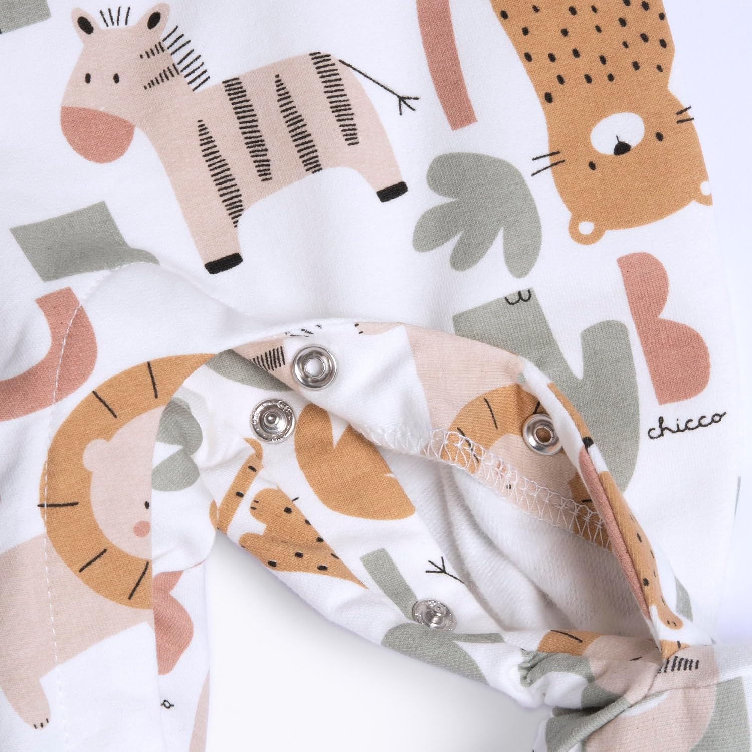 Detalle de Chicco Tutina Neonato e Neonata in Morbido Cotone con Apertura a Patello – Ideale per l’Autunno (0–24 mesi)