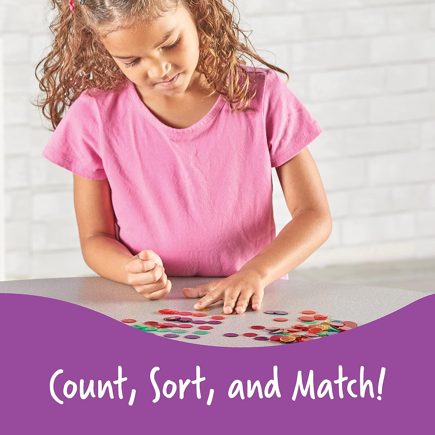 Detalle 2 de Learning Resources Dischetti Trasparenti Colorati (250 pezzi, 2 cm) – 6 Colori per attività matematiche per bambini dai 5 anni