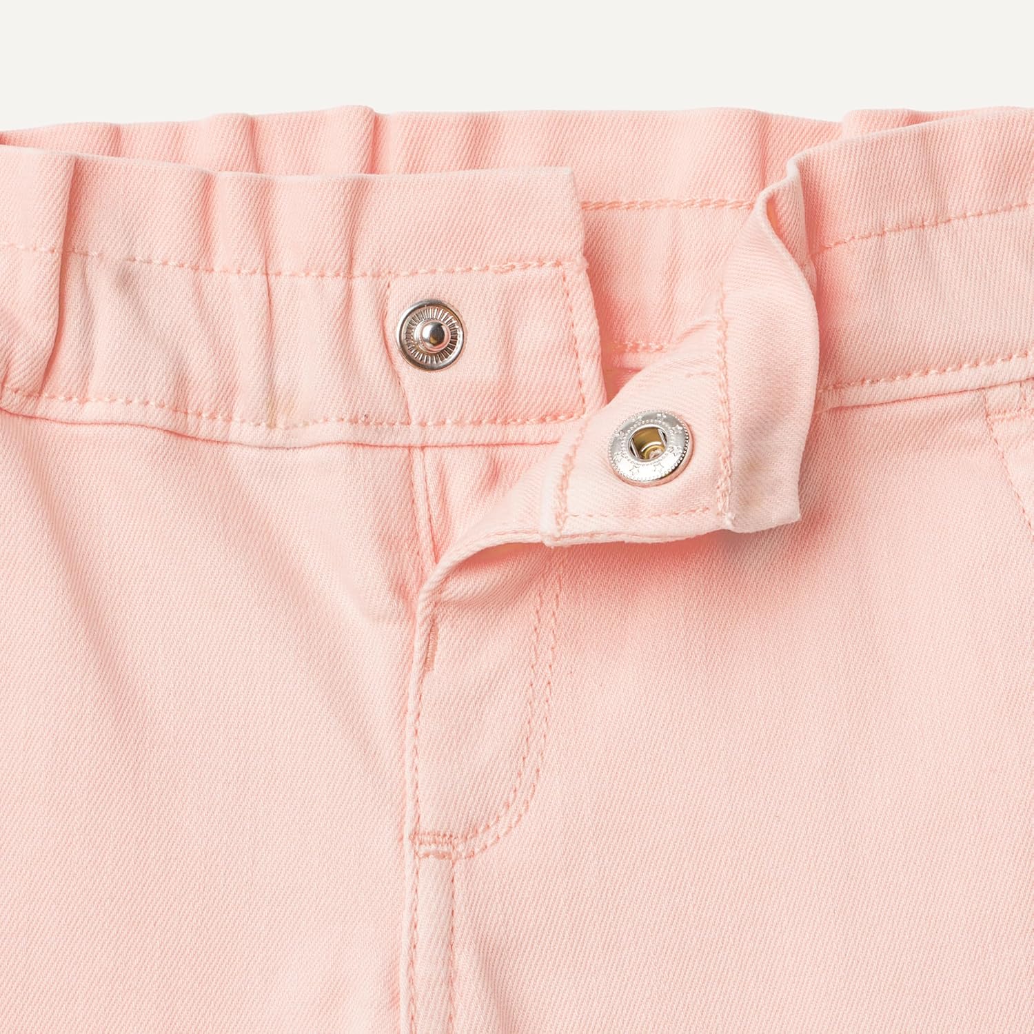 Detalle de Amazon Essentials x Sofia Grainge Toddler & Baby Girls' Straight Leg Jean with Ruffle