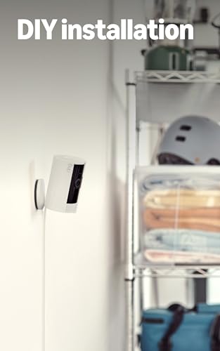 Thumbnail 3 de Ring Indoor Camera (2nd Gen) | Plug-In Pet Security Camera