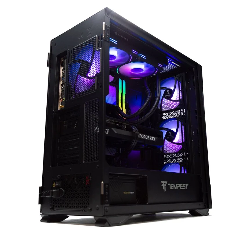 Detalle de PcCom Imperial con Intel Core i7-14700KF, 32GB RAM, 2TB SSD y RTX 5070 Ti (Windows 11 Home)