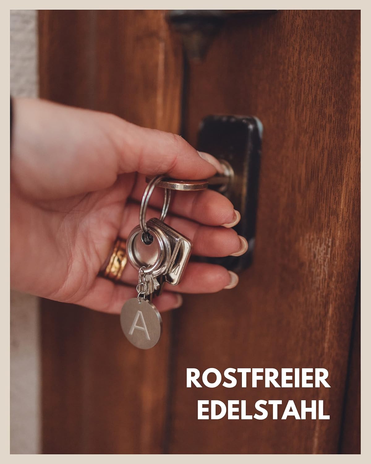 Thumbnail 1 de GD GOOD.designs Schlüsselanhänger Buchstabe mit Einkaufschip – personalisierbarer Anhänger aus Edelstahl, 23 mm