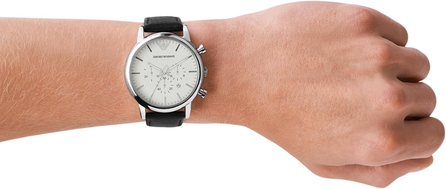 Thumbnail 4 de Emporio Armani Herrenchronograph 46 mm – Edelstahlgehäuse, silbernes Zifferblatt, Armbänder in Leder oder Silikon