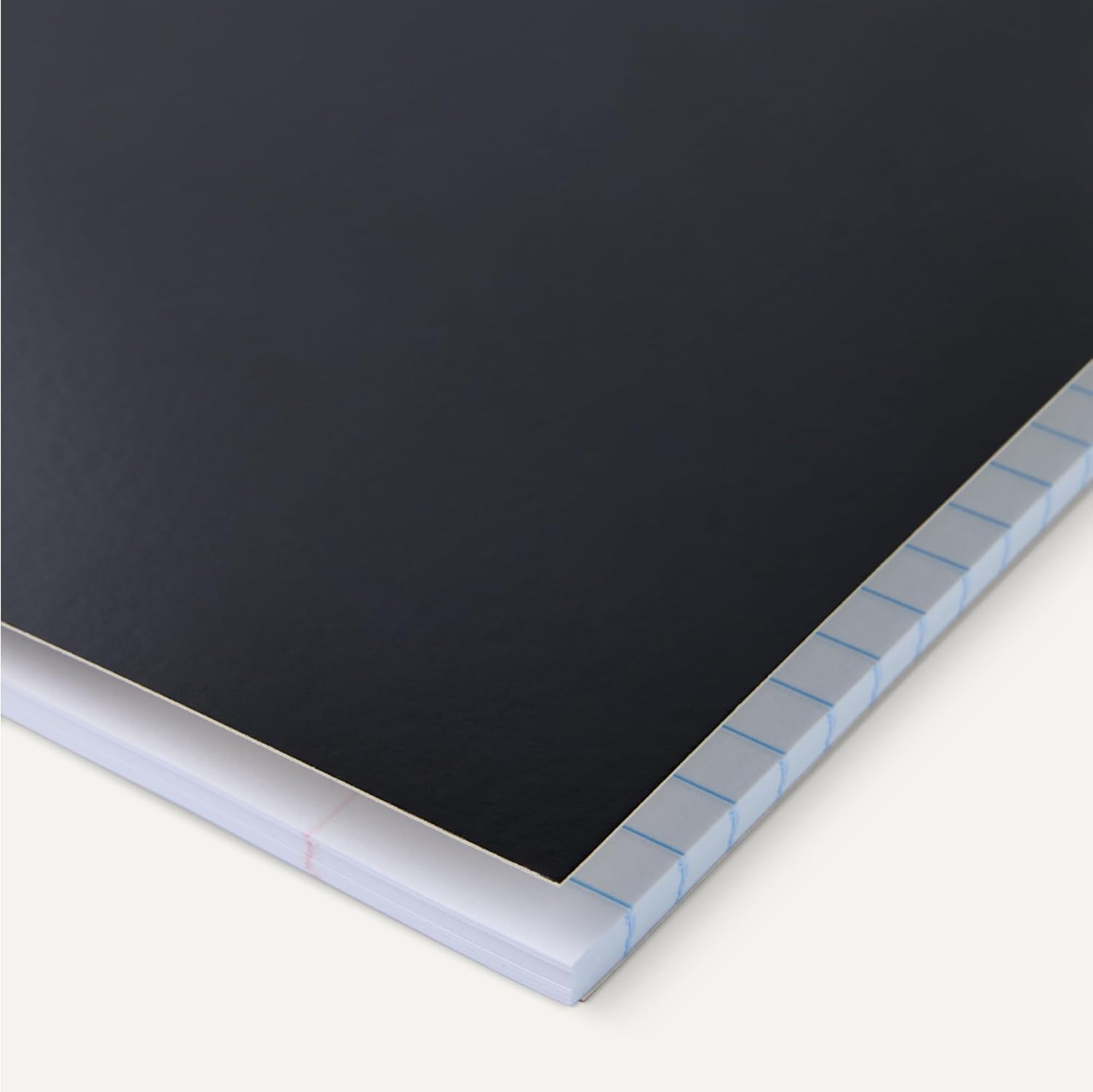 Detalle de Amazon Basics Wide Ruled Spiral Notebook 70 Sheets, 8 x 10.5 Inches — 5-Pack (Solid Colors)