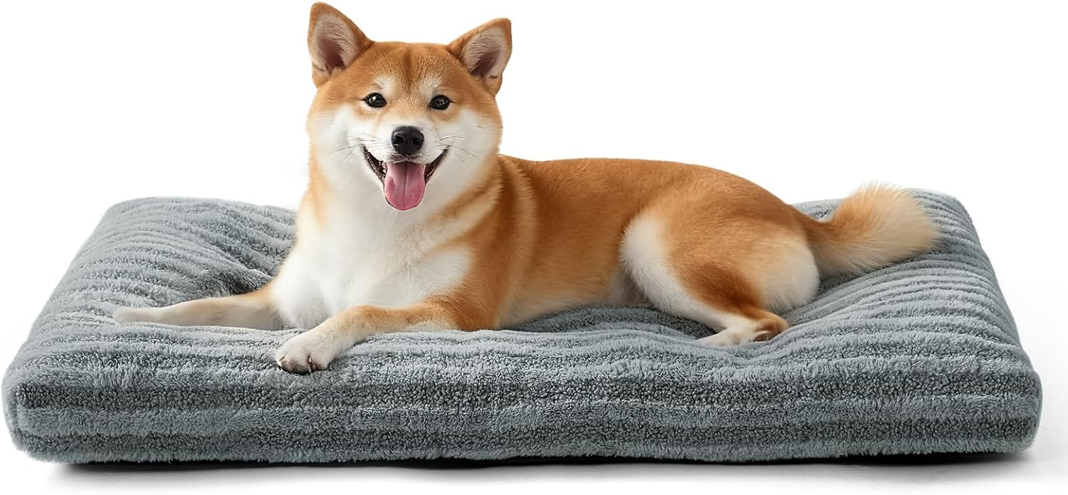 Detalle de FURTIME Dog Bed, 29 x 21 x 3-Inch Plush Crate Pad with Non-Slip Bottom