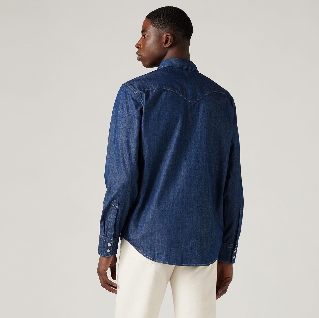 Detalle de Levi's Barstow Western Chemise Homme — denim authentic et coupe oversize