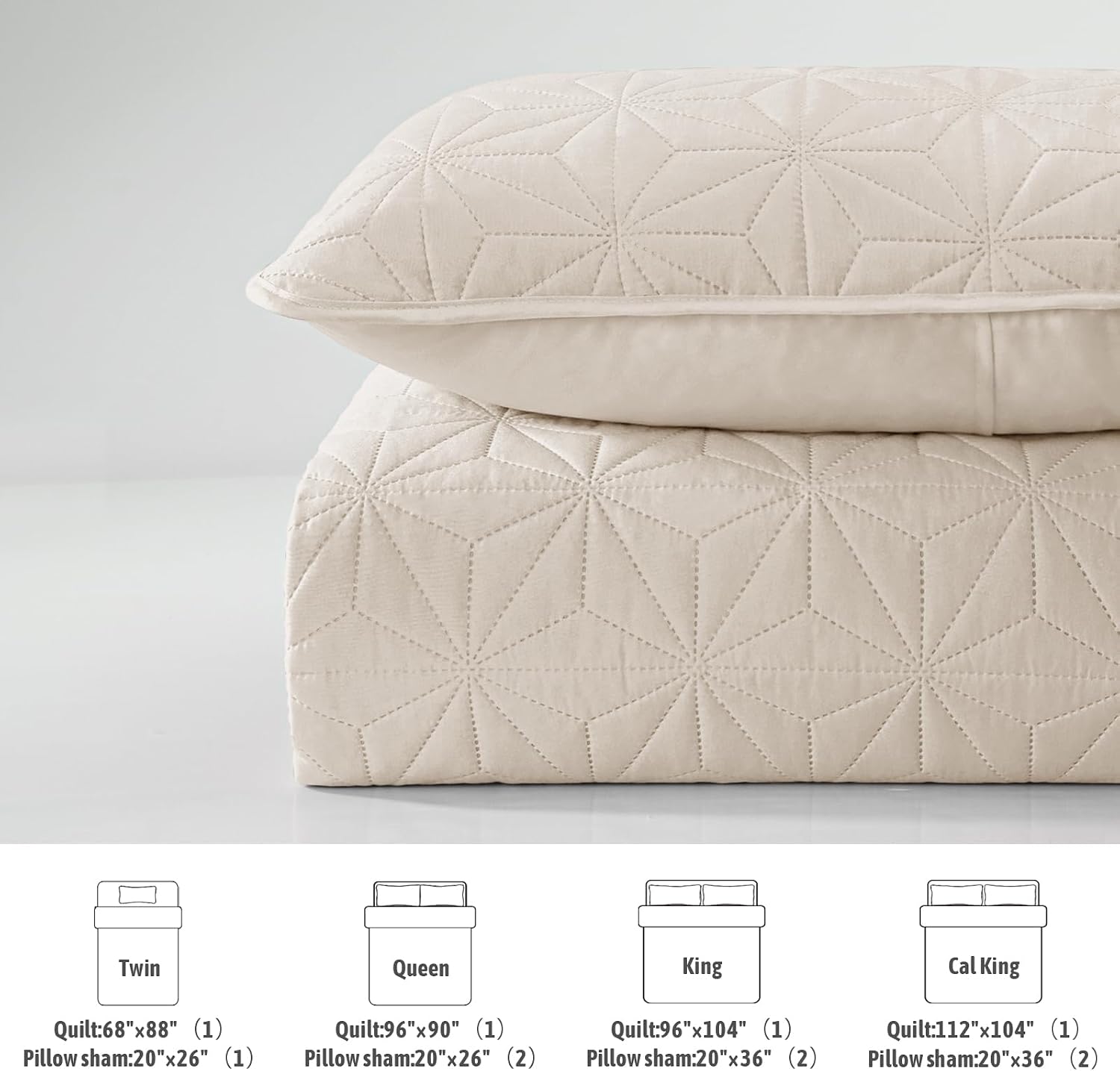Detalle de Whale Flotilla Queen Quilt Set, 90 x 96 Inches