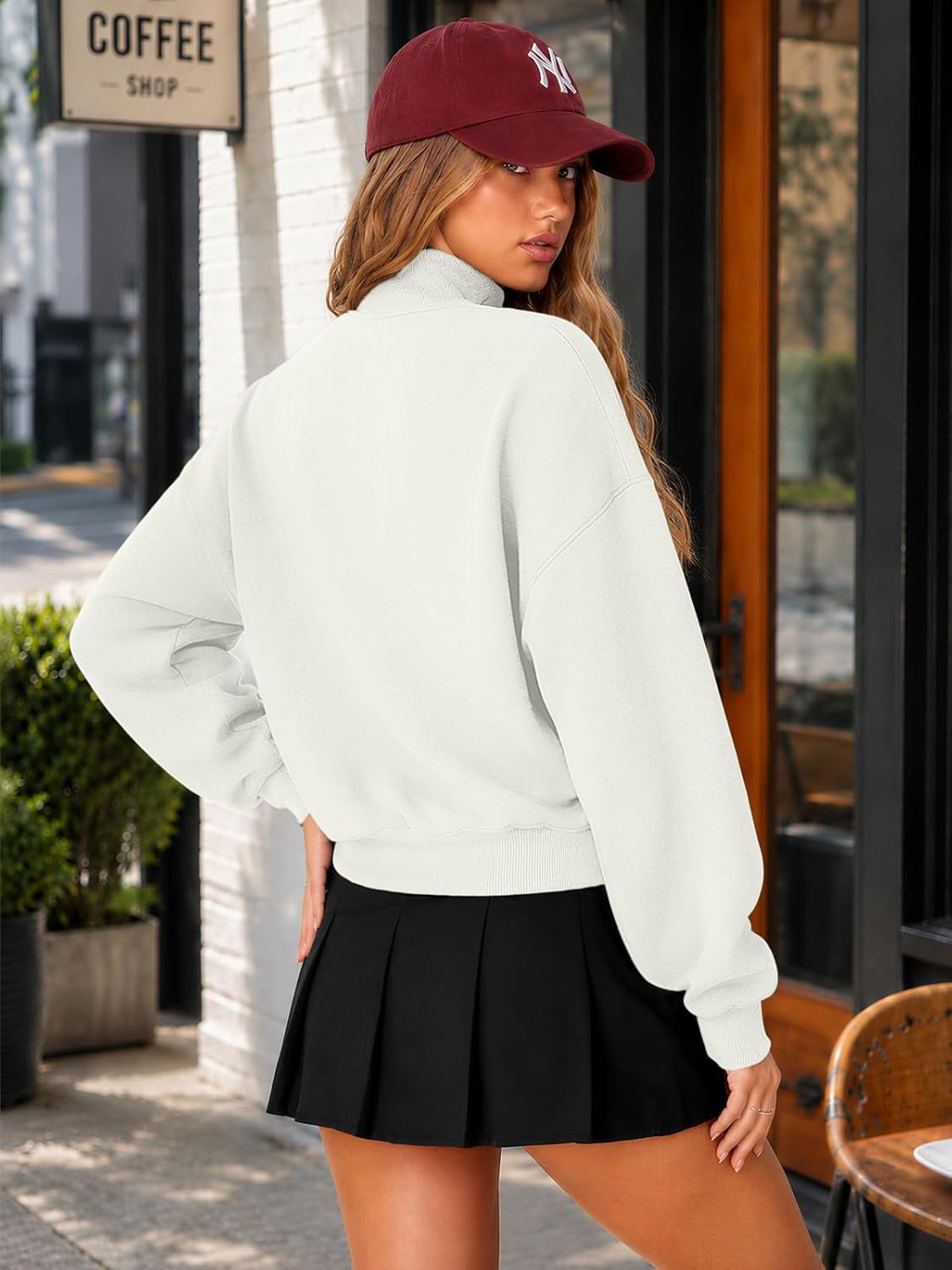 Detalle 2 de ATHMILE Cropped Sweatshirt Cotton