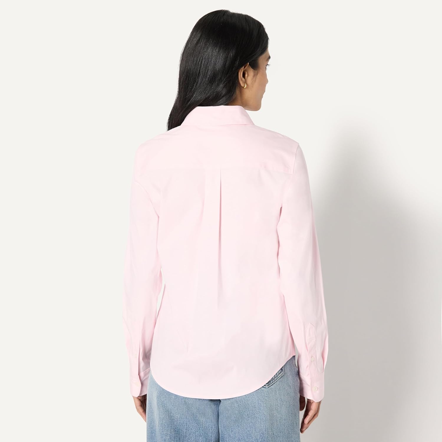 Thumbnail 2 de Amazon Essentials Women’s Regular-Fit Stretch Poplin Button-Up Dress Shirt