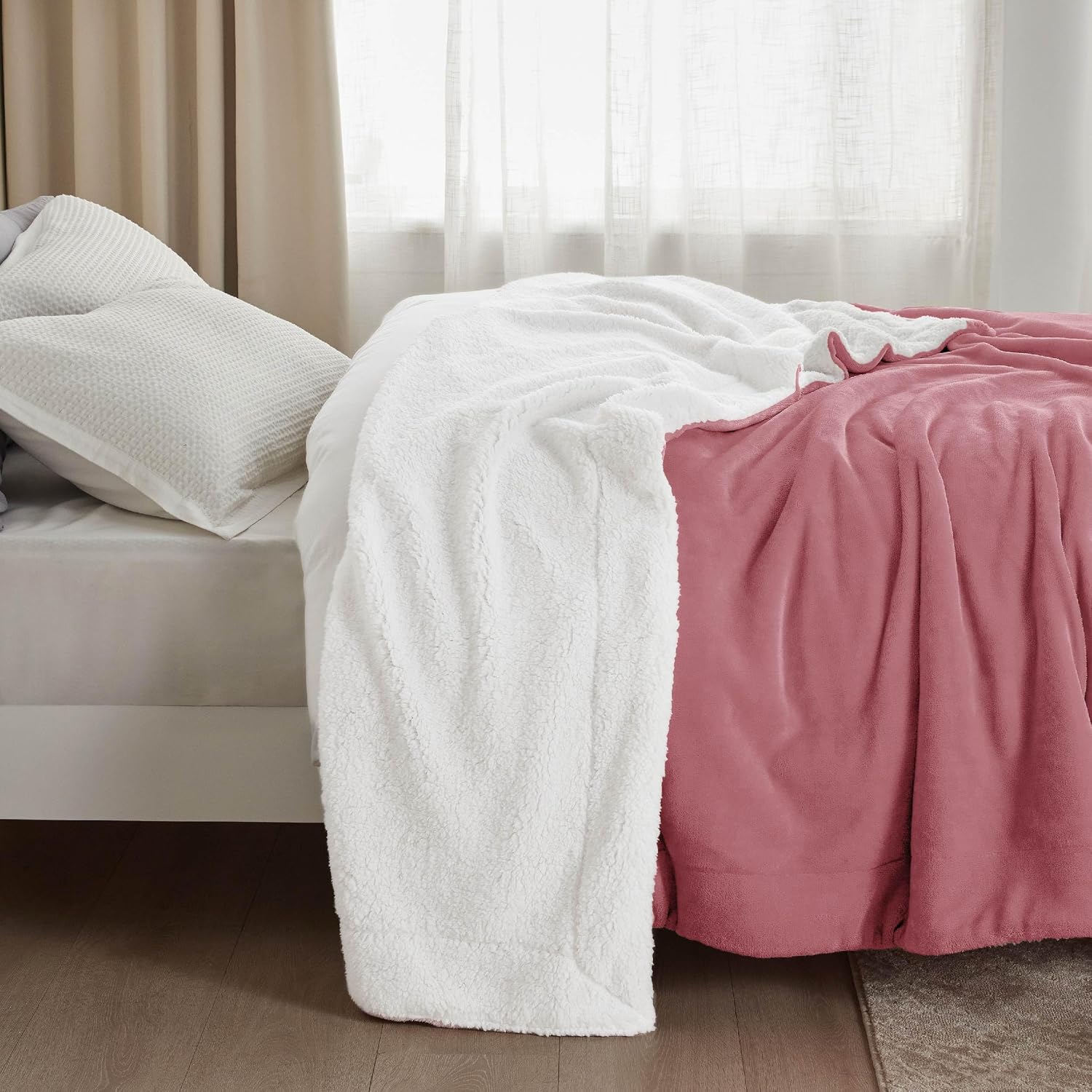 Detalle 1 de Bedsure Sherpa Fleece Blanket Twin