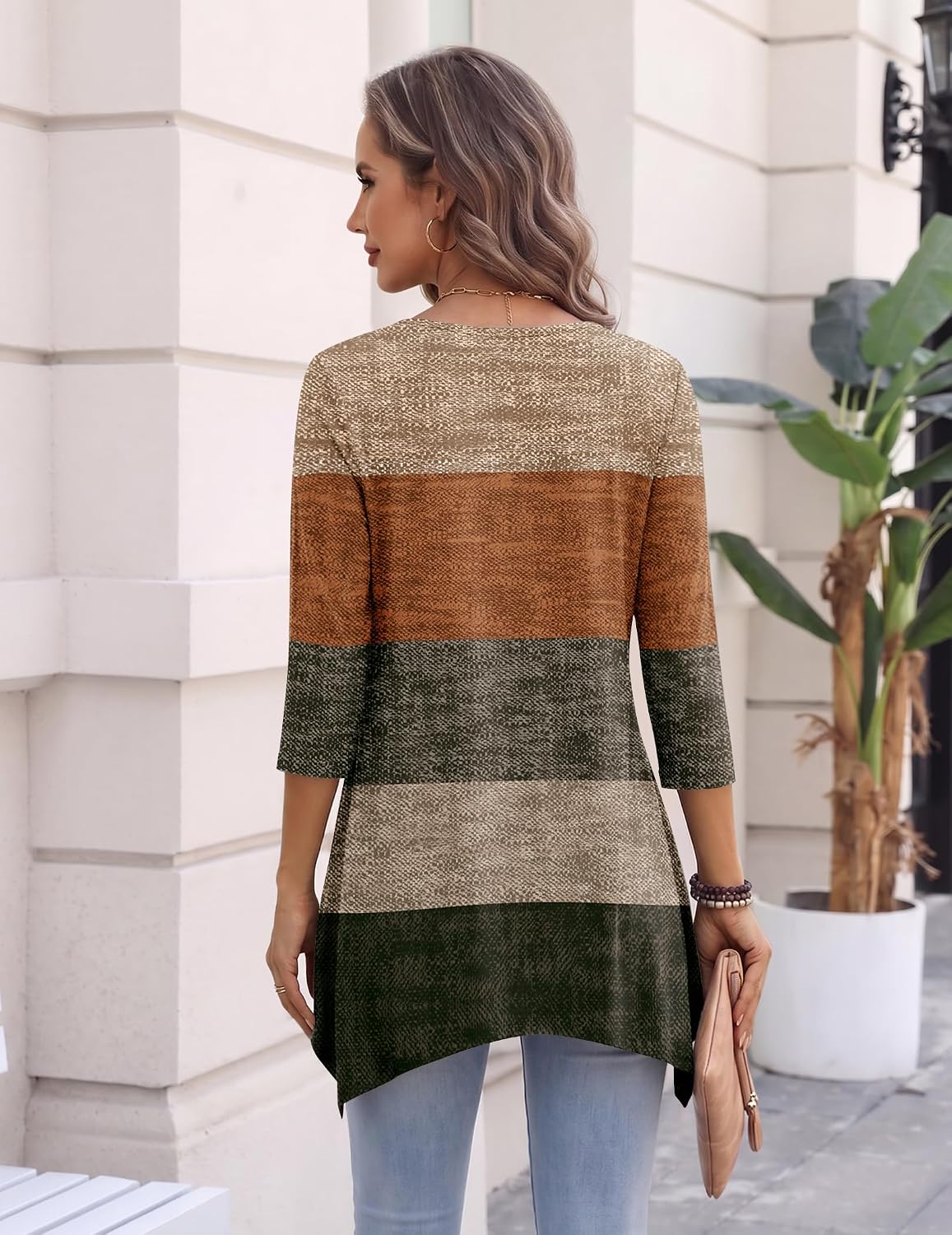 Detalle 1 de Zeagoo 3/4-Sleeve Plus-Size Tunic Top with Crew Neck and Asymmetrical Hem