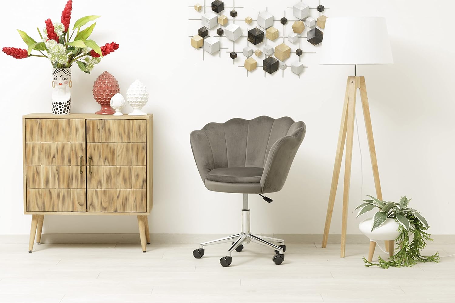 Detalle de Baroni Home Poltrona Imbottita con Schienale a Conchiglia in Velluto Grigio con Ruote Argento – Sedia da Scrivania, Altezza Regolabile