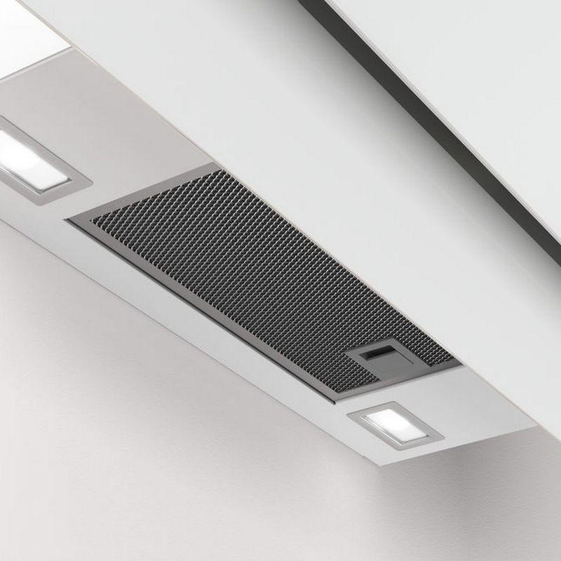 Detalle 2 de Balay 3BC587GB, campana decorativa inclinada de cristal blanco de 80 cm