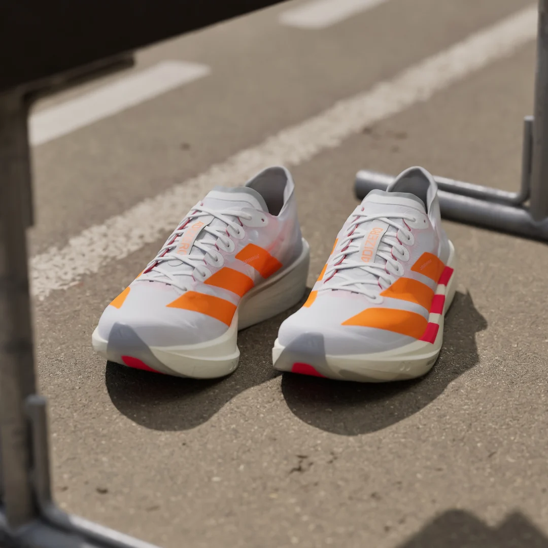 Thumbnail 3 de ADIZERO TAKUMI SEN 11 de Adidas – zapatilla de running en color blanco