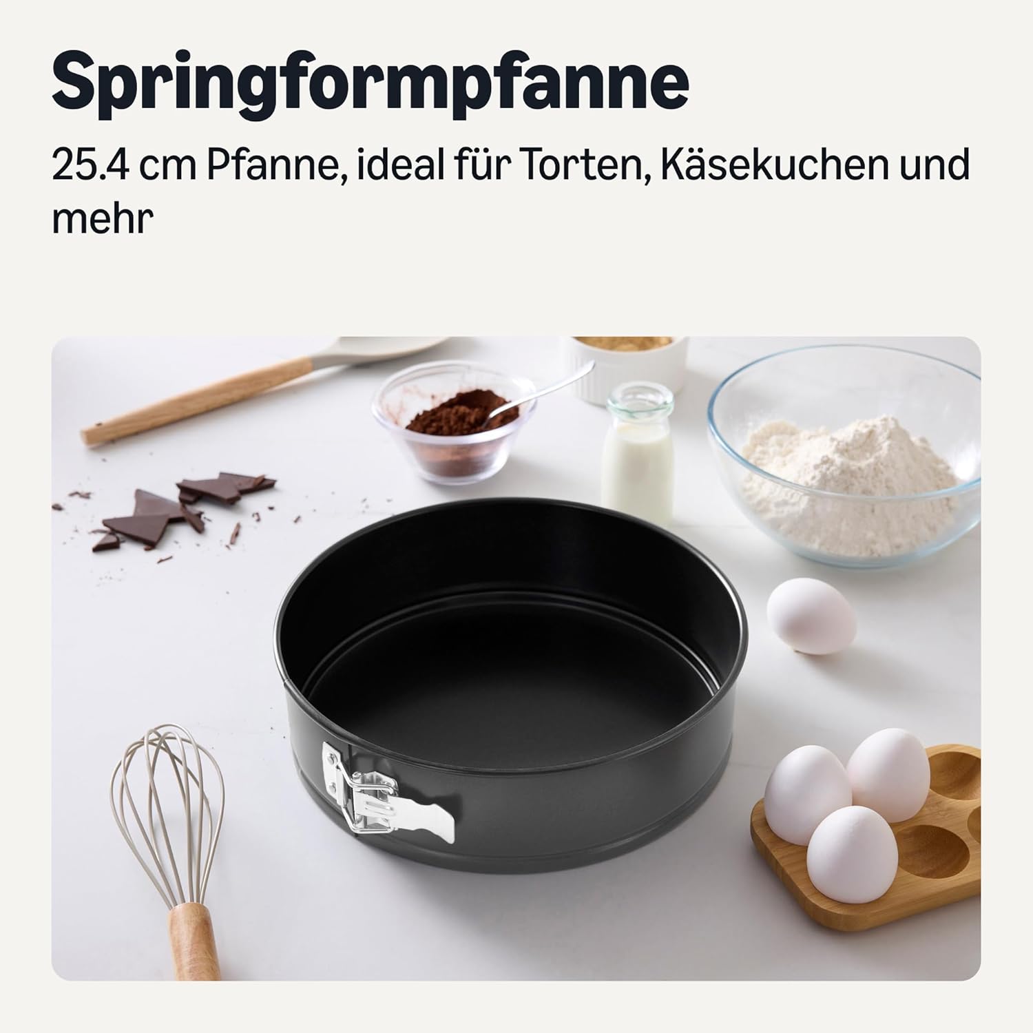 Detalle 2 de Amazon Basics Antihaft-Springform 25,4 cm – Ofenfest, Spülmaschinenfest, Antihaftbeschichtung